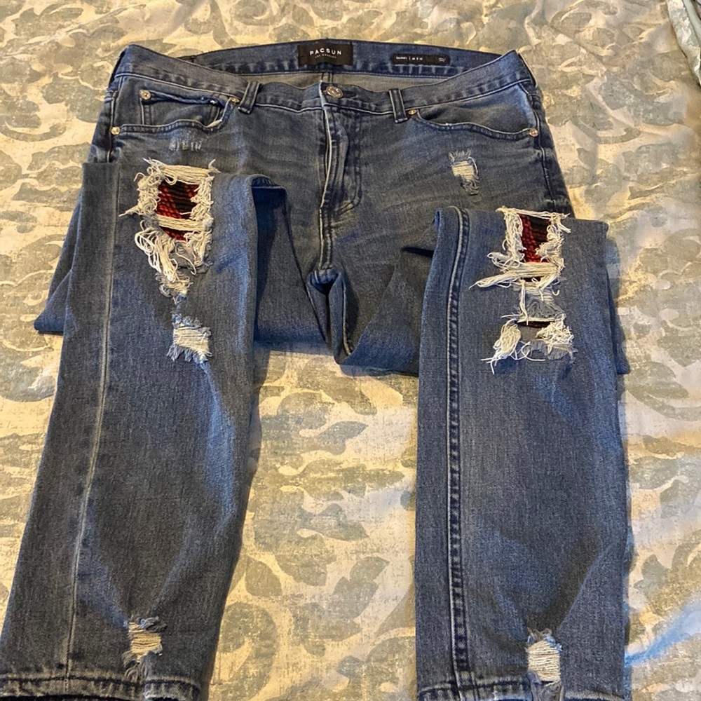 Pacsun men’s  34x32 skinny distressed jeans